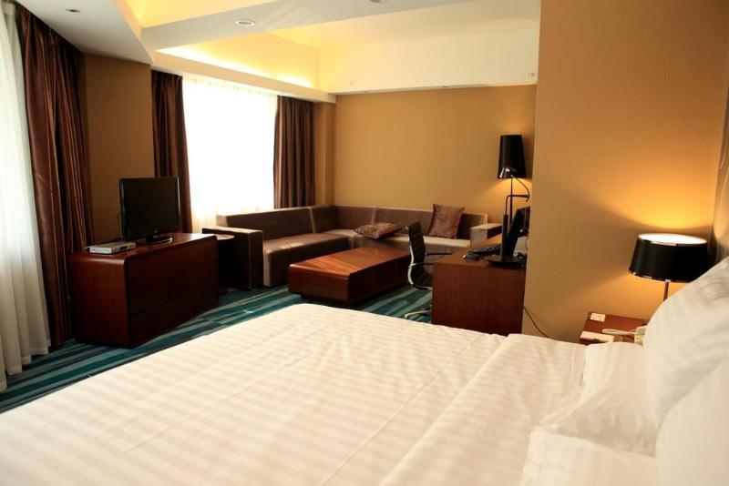 Hotel Metropolo Shijiazhuang Yuhua Zewnętrze zdjęcie